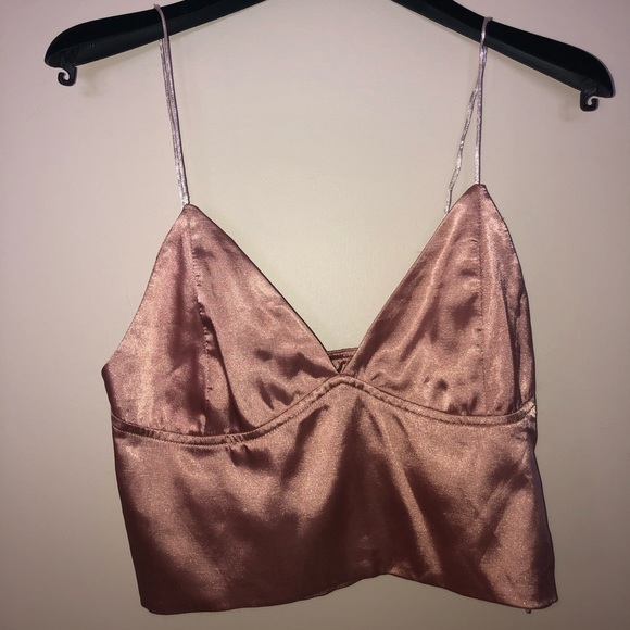 Crop top - Picture 2 of 3